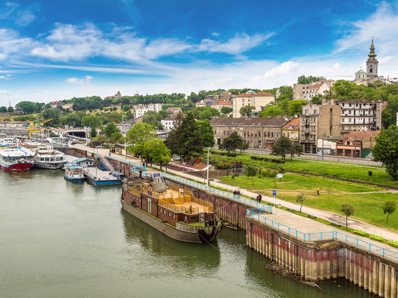 Vizesiz İzmir Hareketli Uçaklı Balkan Masalı Turu (Ekstra Turlar Dahil) 7 Gece BEG-BEG 2026 Dönemi 1