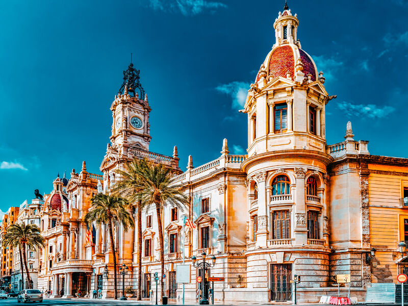 Comfort İspanya & Endülüs Turu Türk Hava Yolları ile 7 Gece Ekstra Turlar Dahil BCN-MAD 2026 Dönemi 1